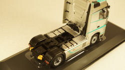 Mercedes Actros MP4 silver, TR091, IXO 1:43