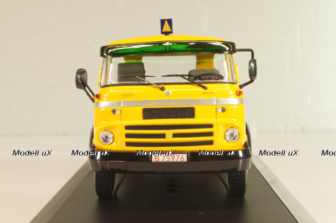 Barreiros Super Azor tractor 1964, yellow, Modellux 1:43
