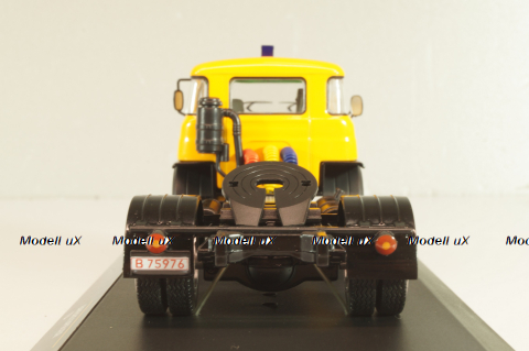 Barreiros Super Azor tractor 1964, yellow, Modellux 1:43