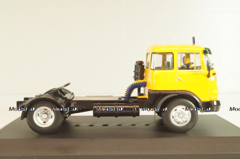 Barreiros Super Azor tractor 1964, yellow, Modellux 1:43