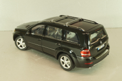 Mercedes-Benz GL500 (X164) 2006, black, B66962336, Minichamps 1:18