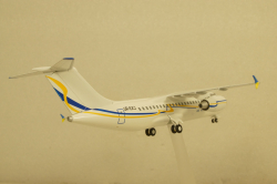 АН-158 Air Ukraine Be brave like Volnovakha Антонов, Herpa 1:200