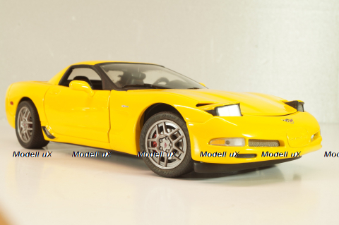 Chevrolet Corvette Z06 (C5) 50th Anniversary 2003, yellow, B11C474, Franklin Mint 1:24