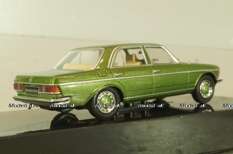 Mercedes-Benz 240 D (W123) 1976, green, CLC587, IXO 1:43