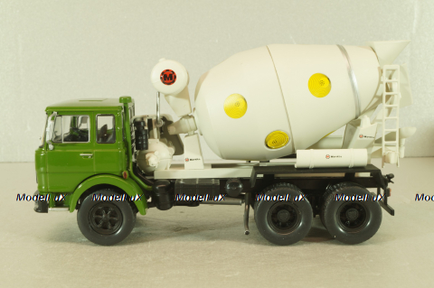 Fiat 697 NP mixer truck 1969, green/grey, CAMD082, Camion D'epoca #84, Deagostini 1:43