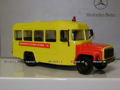 Mercedes G63 AMG 6x6, ZM069, GT Spirit 1:18