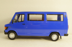 Mercedes 208D Bus, blue, 1988, KK-Scale 1:18