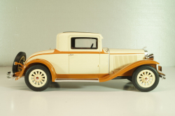 Dodge Eight DG Coupe 1931, beige/brown,  BOS-Models 1:18