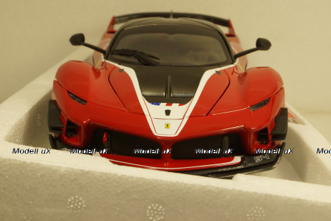 Ferrari FXX-K Evoluzione #54 red, Burago 1:18