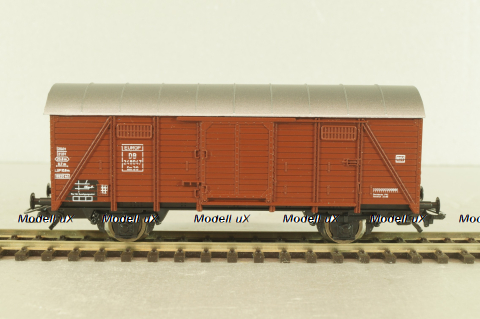 Вагон грузовой, крытый, 2-х осный DB, коричневый, HO, 46042, Roco 1:87