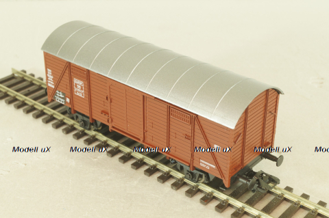 Вагон грузовой, крытый, 2-х осный DB, коричневый, HO, 46042, Roco 1:87
