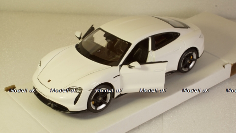Porsche Taycan Turbo S, white, Burago 1:24