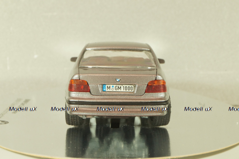 BMW 525i sedan (E39) 1995, grey, в коробке, 80429419980, Schabak 1:43
