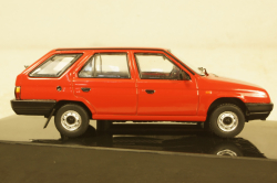 Skoda Forman 1990 red, CLC446, IXO 1:43