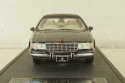 Cadillac Fleetwood 1993, black, VAV 1:43 Уценка!