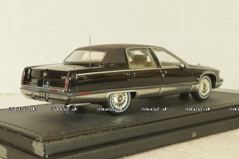 Cadillac Fleetwood 1993, black, VAV 1:43 Уценка!