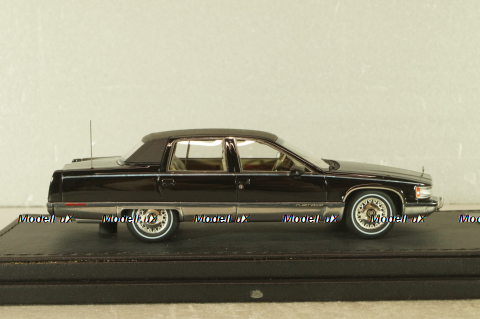 Cadillac Fleetwood 1993, black, VAV 1:43 Уценка!