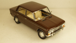 ВАЗ 2103 Жигули LADA 1972, T9-1800262, Triple9 1:18