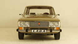 ВАЗ 2106 Жигули LADA 1976, T9-1800249, Triple9 1:18
