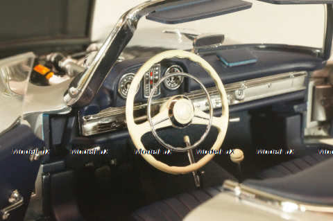 Mercedes-Benz 300SL Roadster (W198) 1957, silver, ‎180039030, Minichamps 1:18