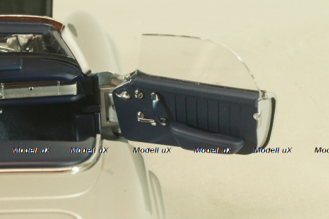 Mercedes-Benz 300SL Roadster (W198) 1957, silver, ‎180039030, Minichamps 1:18