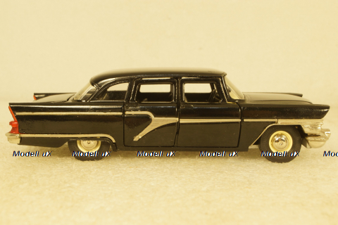 Газ-13 Чайка А15, черный салон,Тантал/Радон 1:43