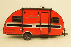 Прицеп Winnebago 1710 Winnie Drop Roulotte 2016, 18450B, Greenlight 1:24
