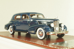 Cadillac V16 Series 90 town sedan 1938, dark blue, GIM004A, GIM 1:43