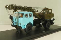 К-67 Автокран на шасси Маз-500 1965, голубой/хаки, SSM1610, SSM 1:43