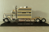 Peterbilt 379 Custom 1985 beige with silver strips Truck Tuning Collection 20, Hachette 1:43