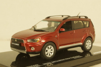 Mitsubishi Outlander  red, Vitesse 1:43