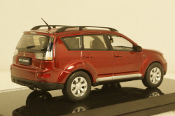 Mitsubishi Outlander  red, Vitesse 1:43
