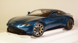 Aston Martin Vantage 2019, 70278, Auto Art 1:18