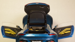 Aston Martin Vantage 2019, 70278, Auto Art 1:18