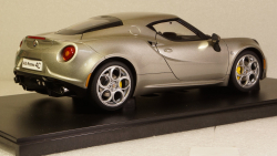 Alfa Romeo 4C 2013 greymetallic, 70187, Auto Art 1:18