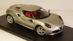 Alfa Romeo 4C 2013 greymetallic, 70187, Auto Art 1:18