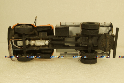 Зил-130 бензовоз, Model43 1:43