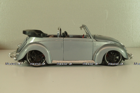 Volkswagen Beetle 1951 Custom, silver, Maisto 1:18