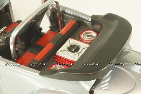 Volkswagen Beetle 1951 Custom, silver, Maisto 1:18