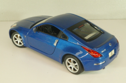 Nissan 350 Z 2002, blue, 92538, Road Signature 1:18