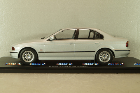 BMW 530d (E39) Sedan 1997, silver, 181051, KK-Scale 1:18