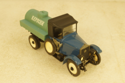 Амо Ф-15 с цистерной, 2001г., Арек 1:43