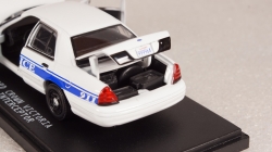 Ford Crown Victoria Police Interceptor from the Series McGyver 2003, 86520, Greenlight 1:43