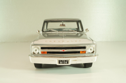 Chevrolet C10 Stepside (pickup) 1968, silver, AW324, Autoworld 1:18
