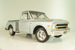 Chevrolet C10 Stepside (pickup) 1968, silver, AW324, Autoworld 1:18