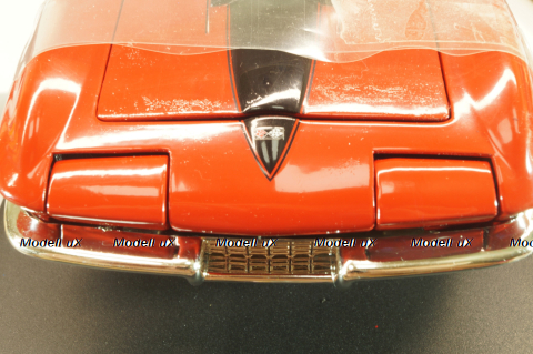 Chevrolet Corvette (C2) Sting Ray 1967, red, 32275, ERTL 1:18 Уценка!