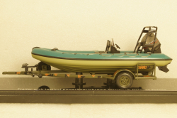 Mercedes ML320 W163 1998 with powerboat Ukraine Territorial Defense Forces (Mykolaiv 2022), TruckTyr 1:43