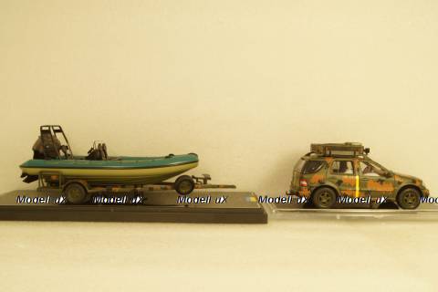 Mercedes ML320 W163 1998 with powerboat Ukraine Territorial Defense Forces (Mykolaiv 2022), TruckTyr 1:43
