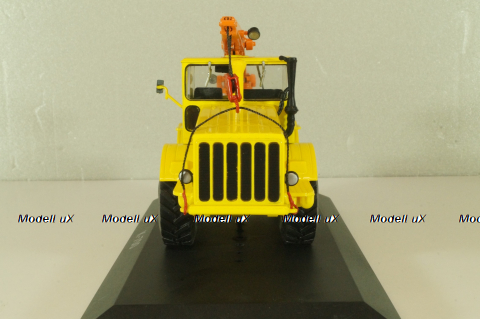 КБГ-2 крановой установка на шасси трактора К 700 Кировец , Modellux 1:43