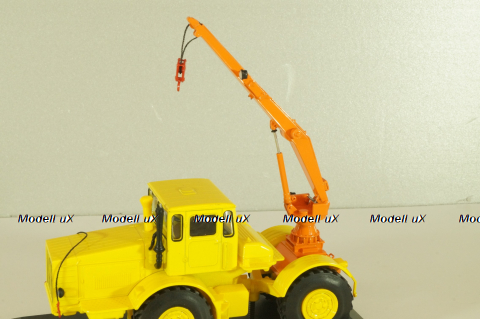 КБГ-2 крановой установка на шасси трактора К 700 Кировец , Modellux 1:43